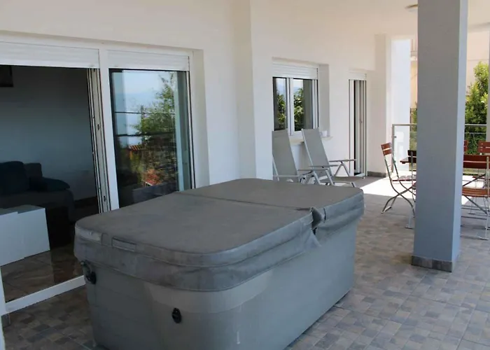 アパート In 55012 ノヴィ・ヴィノドロスキー