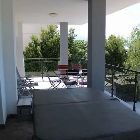 In 55012 Apartament *